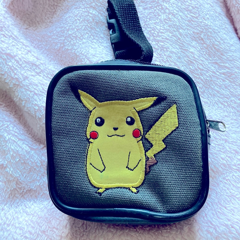 Pokèmon Pikachu zip-up pouch